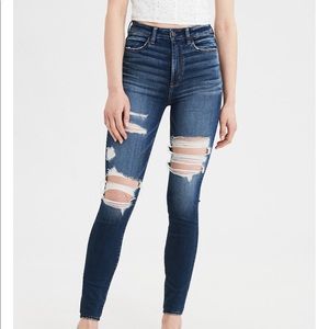 NWOT American Eagle Ripped Skinny Jeans